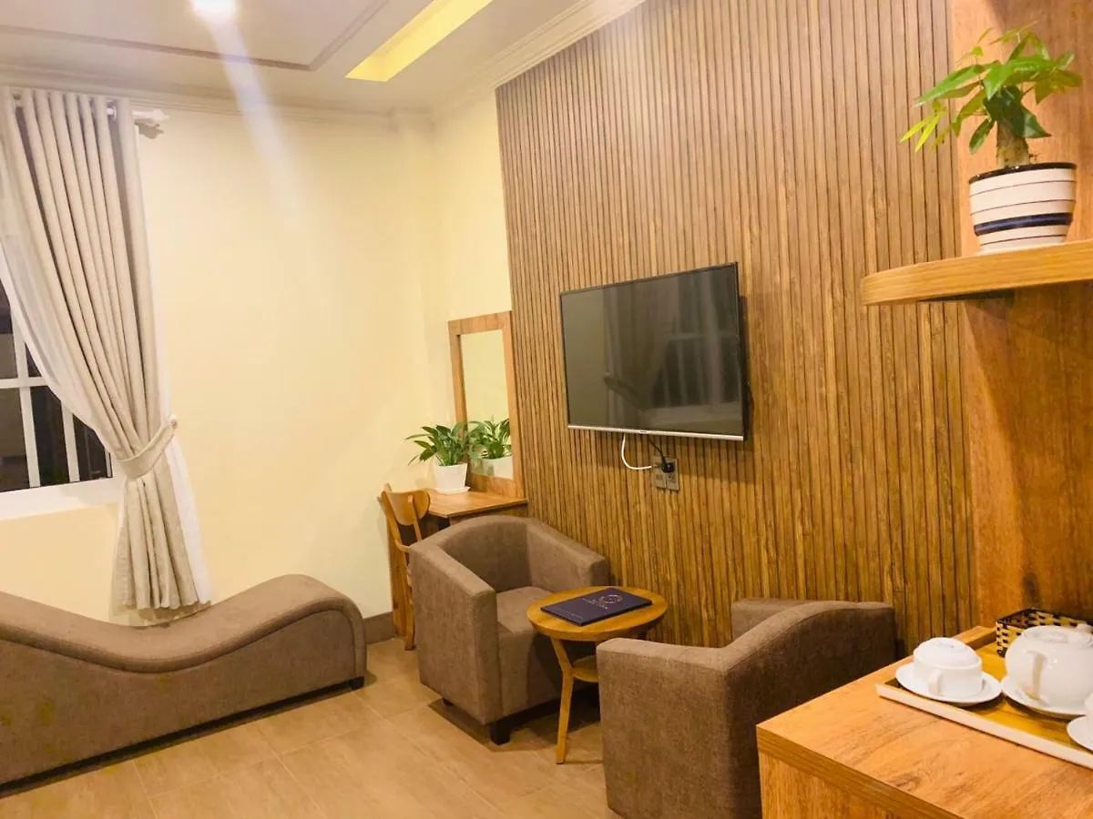10H Hotel