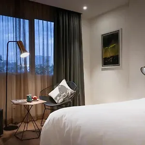 Hotel C Hotel- De Tham Bui Vien Walking Street, Ho Chi Minh-Byen